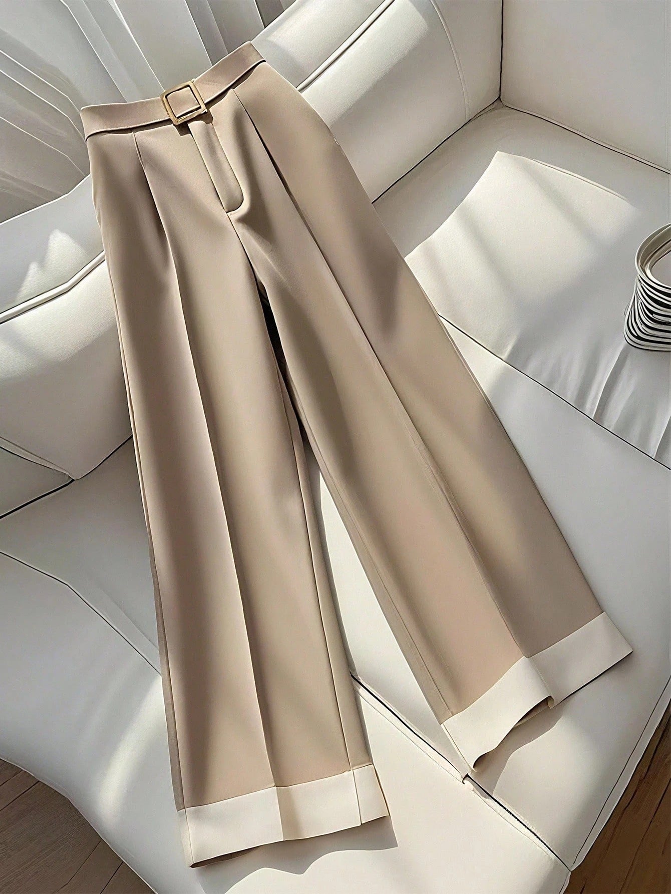 Retro Khaki Casual Pants – High-Waist Asymmetrical Fit for Women’s Autumn Style